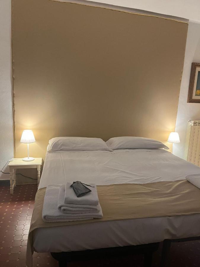 Casa Violetta Bed & Breakfast มารีนา ดิ มาซซา ภายนอก รูปภาพ