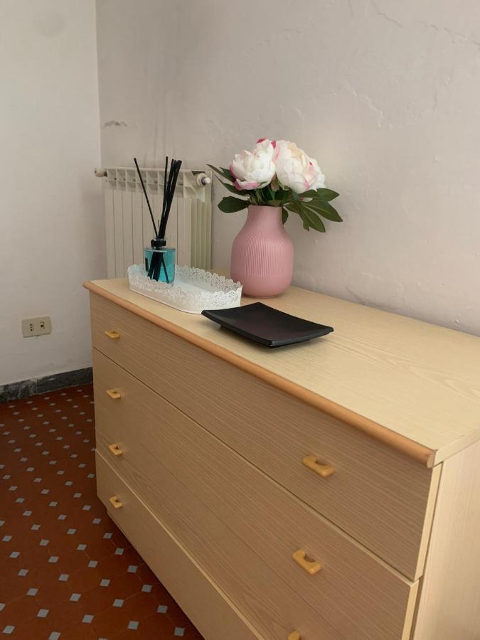 Casa Violetta Bed & Breakfast มารีนา ดิ มาซซา ภายนอก รูปภาพ