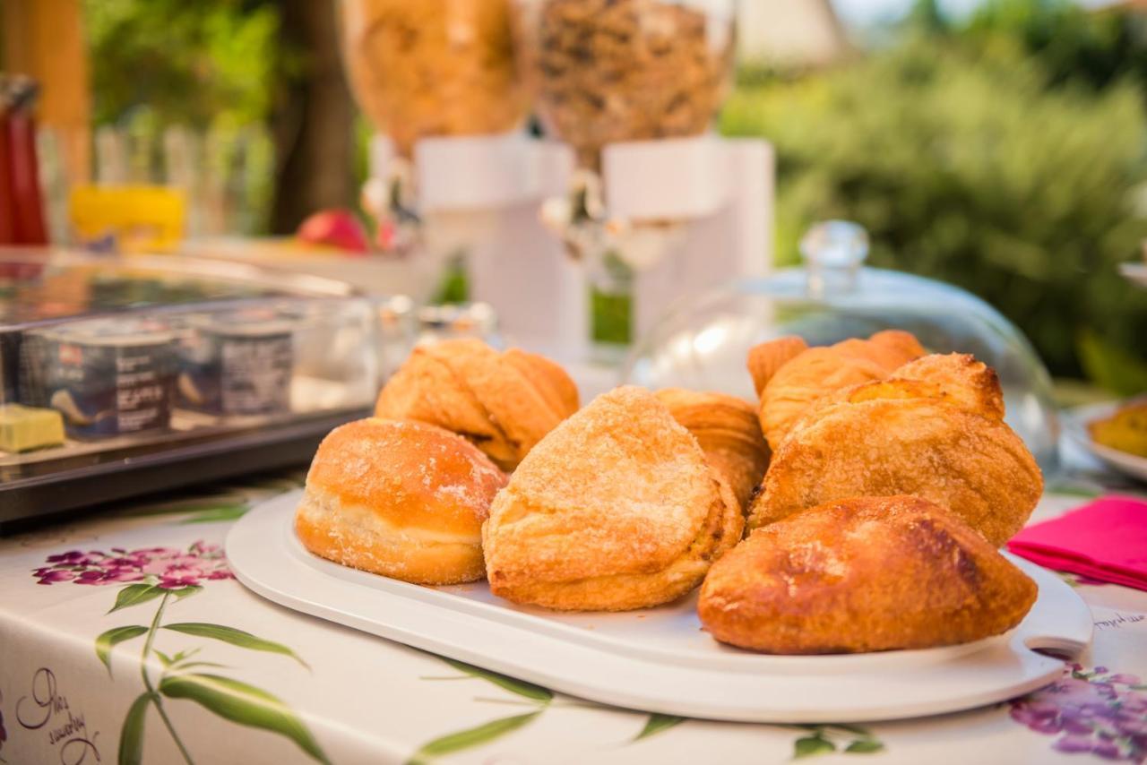 Casa Violetta Bed & Breakfast มารีนา ดิ มาซซา ภายนอก รูปภาพ