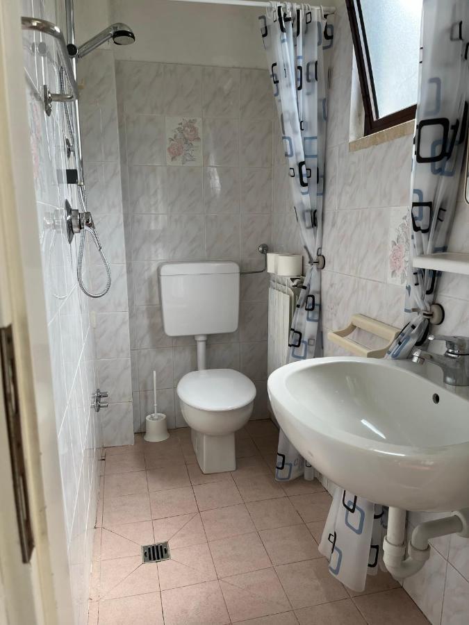 Casa Violetta Bed & Breakfast มารีนา ดิ มาซซา ภายนอก รูปภาพ
